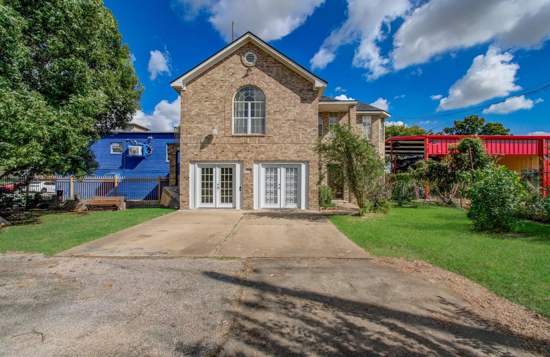 Photo of 3427 Federal Road