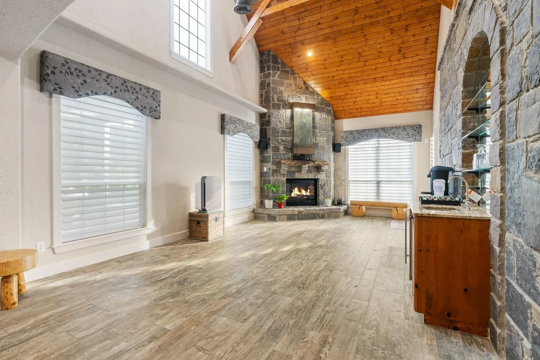 Photo of 9902 Crestwater Circle