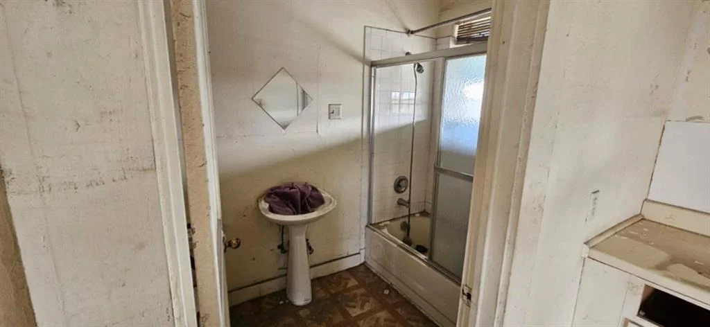 Photo of 2114 Wayside Drive
