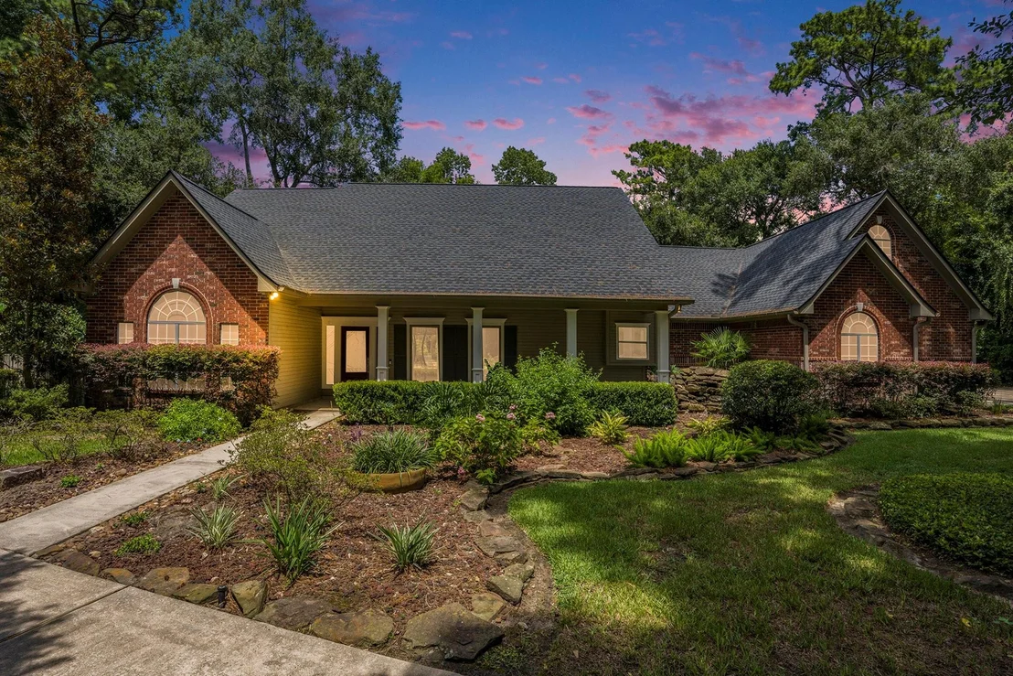Photo of 8702 Holly Hills Drive