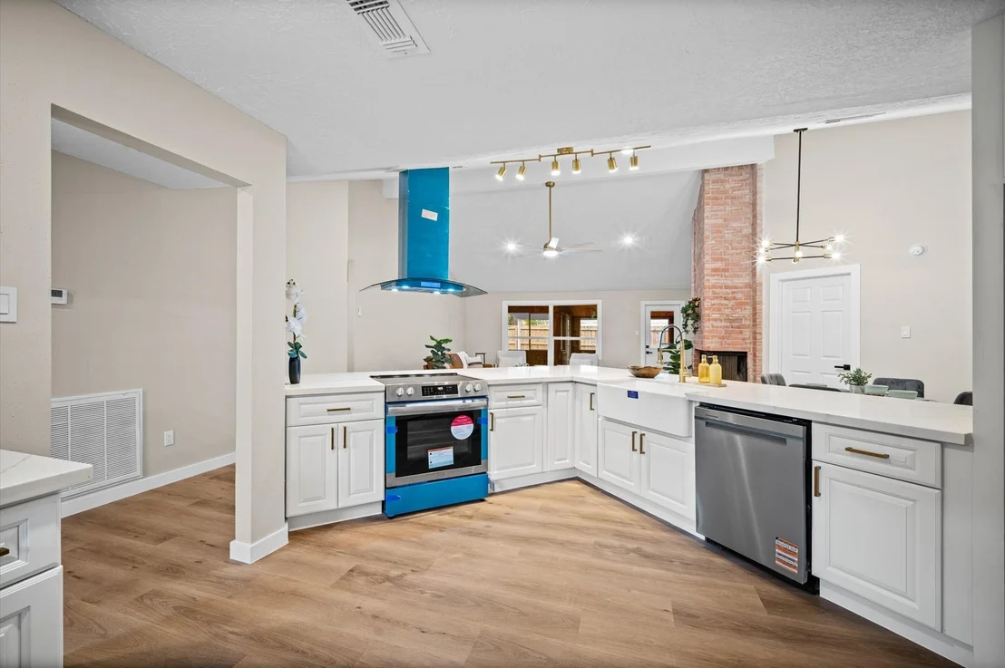 Photo of 4419 Pineville Lane