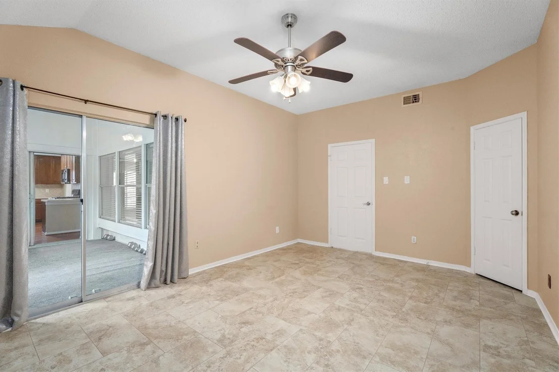 Photo of 6907 Five Forks Drive