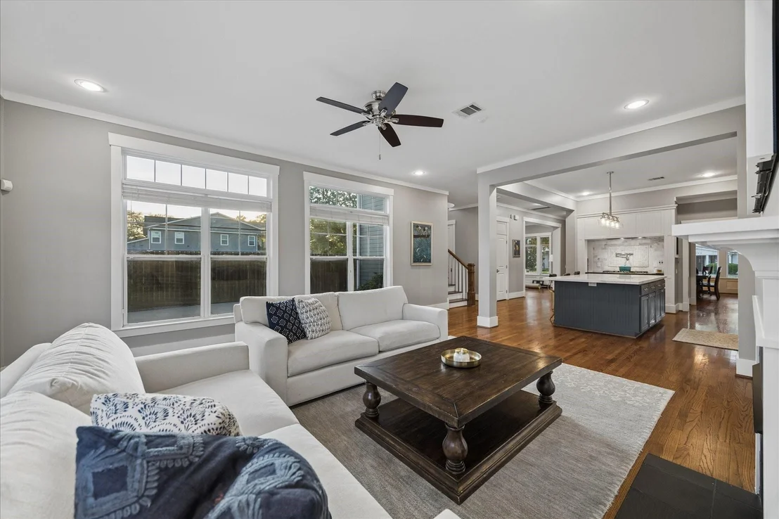 Photo of 1525 Chippendale Road