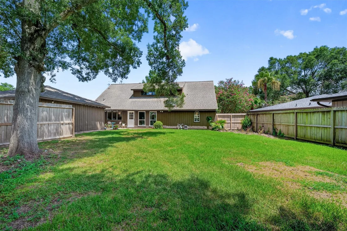 Photo of 4114 Willow Hill Drive