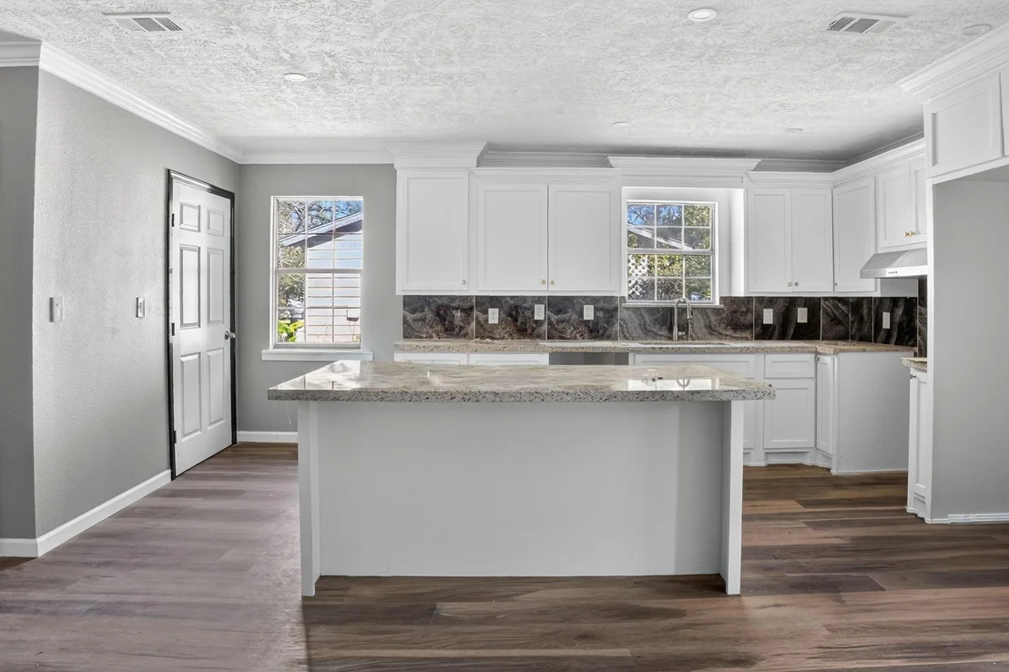 Photo of 3261 Sherwood Drive