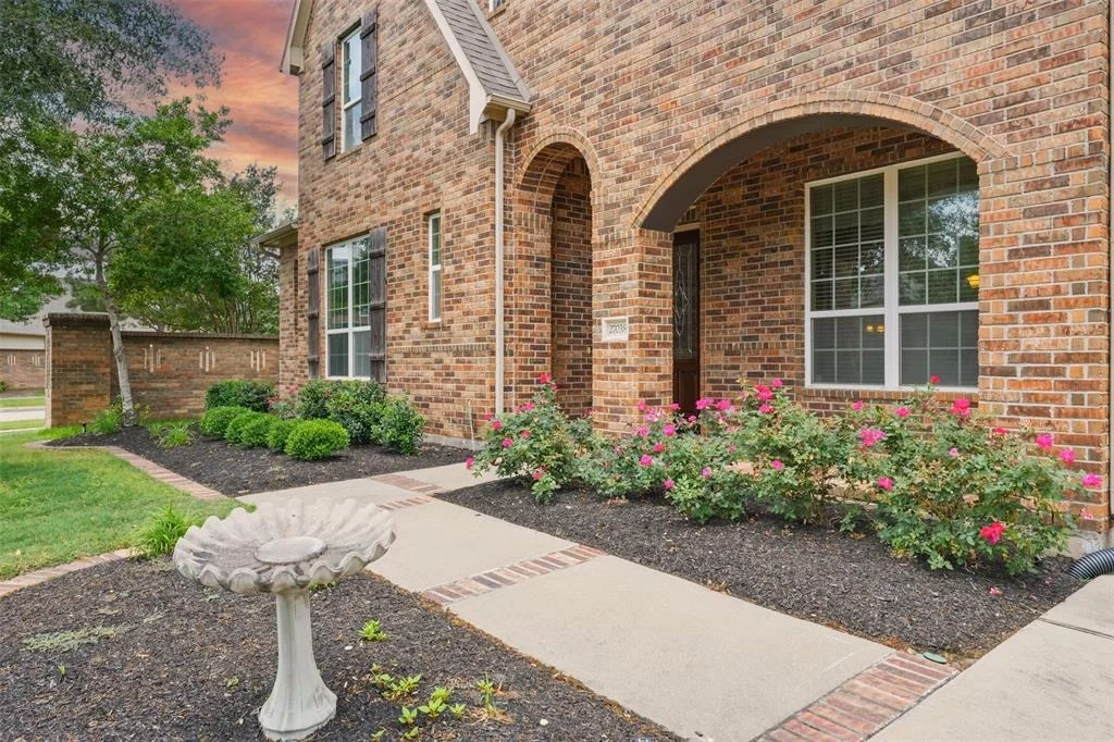 Photo of 27038 Franklin Park Dr