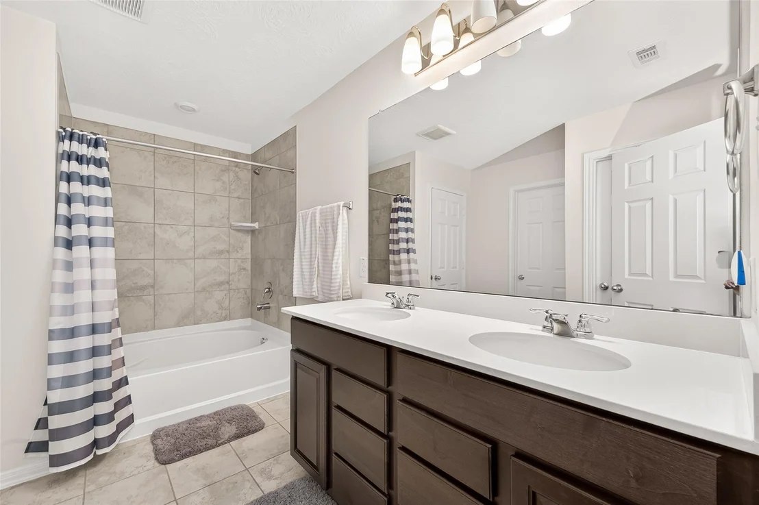 Photo of 23314 Stahl Creeks Lane