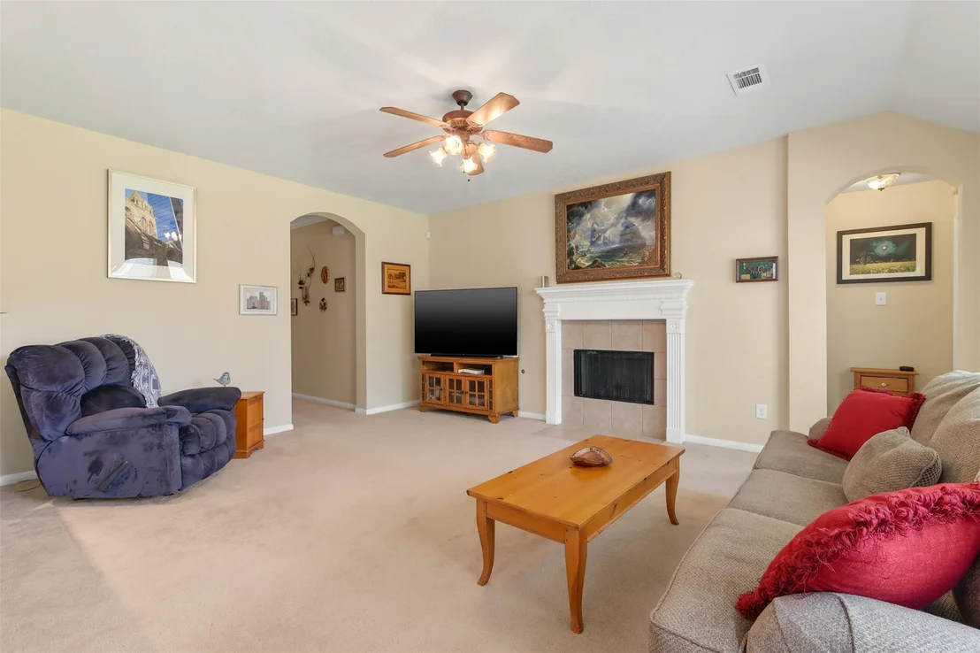 Photo of 21315 River Knoll Lane