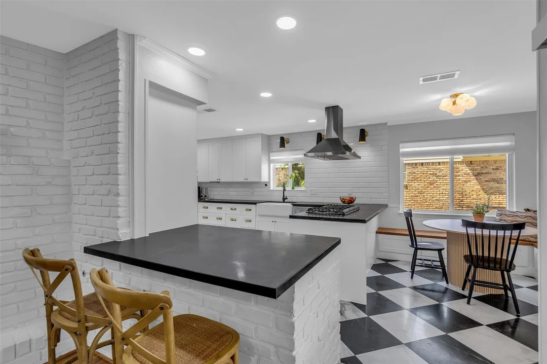 Photo of 2526 Teague Road