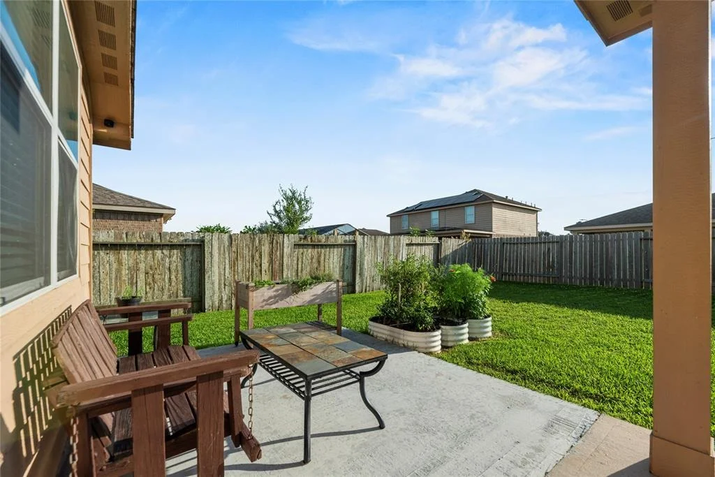 Photo of 9810 Garnet Falls Drive
