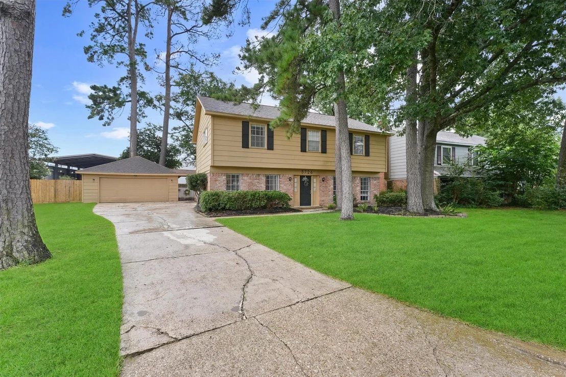 Photo of 5726 Green Timbers Drive