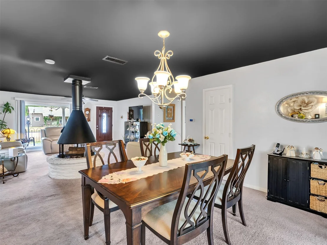 Photo of 905 Bartlett Road