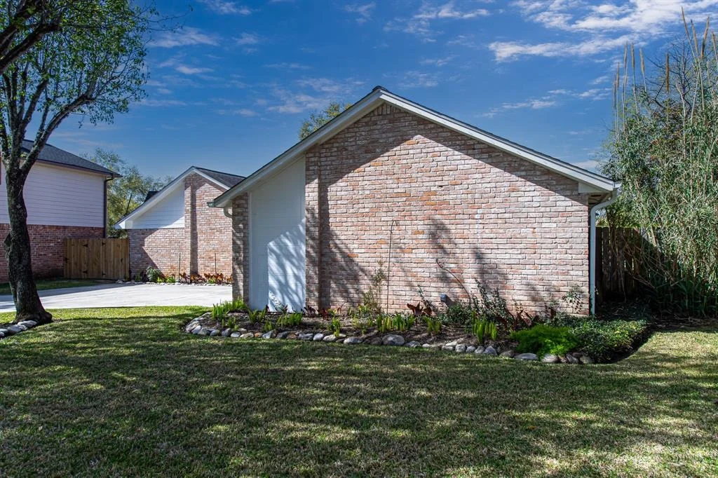 Photo of 15418 El Padre Drive