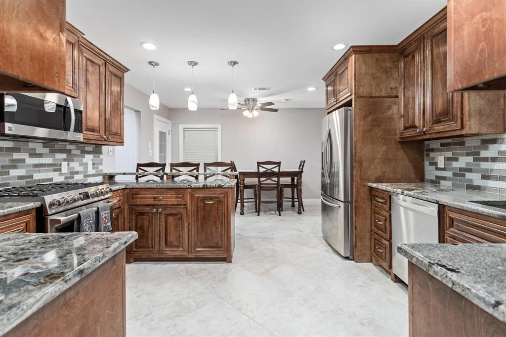 Photo of 7924 Golfhill Drive