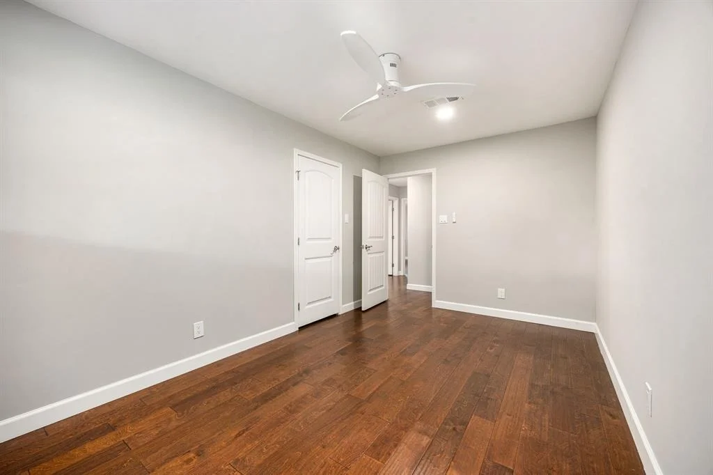 Photo of 10718 Dunlap Street
