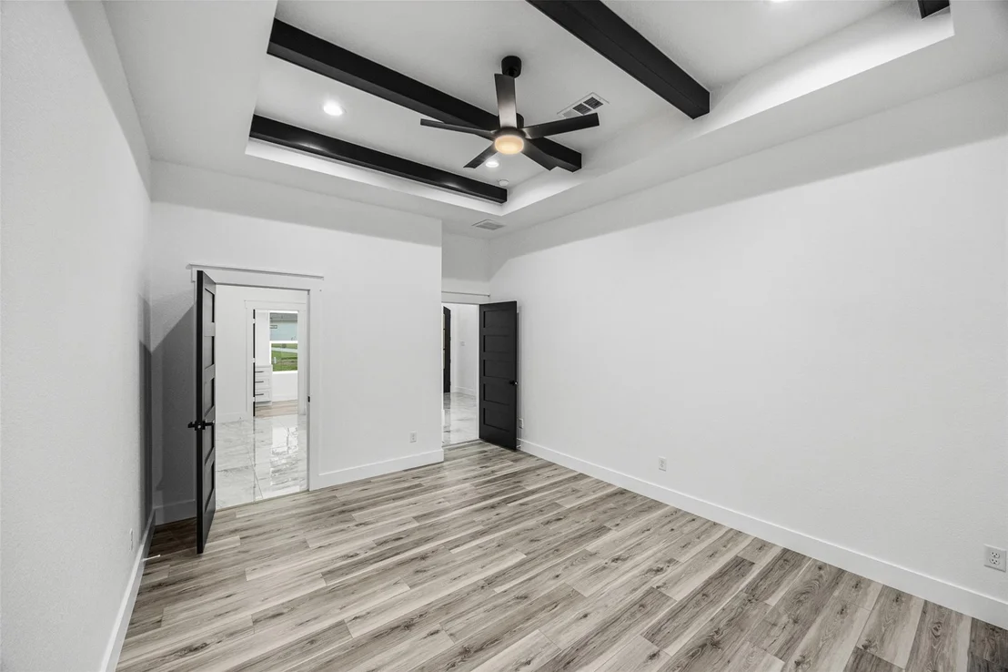 Photo of 85 Lakeway Ct Court