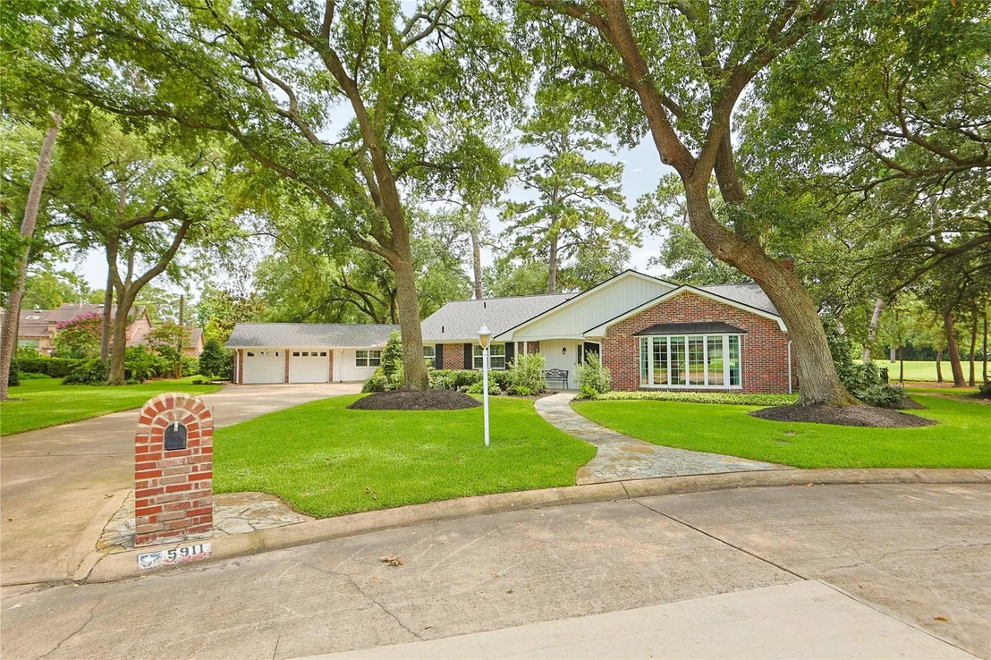 Photo of 5911 Masters Drive