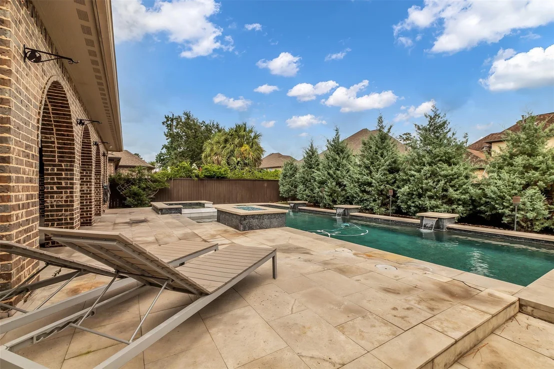 Photo of 98 E Cove View Trail