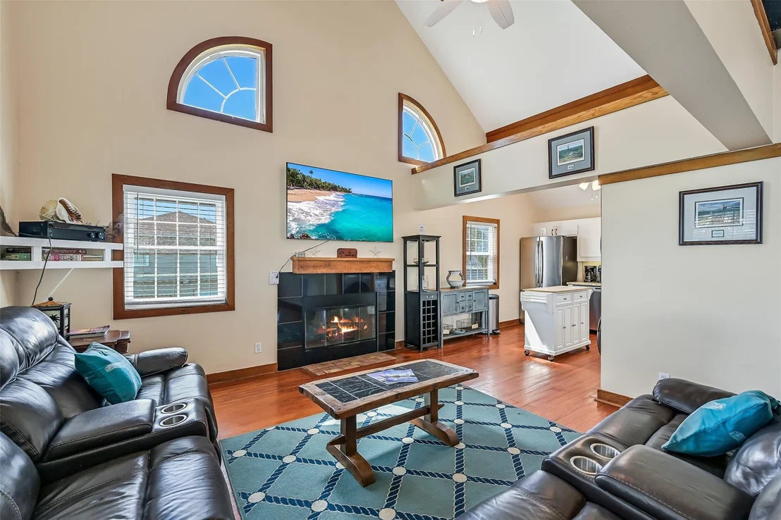 Photo of 4018 Reeves Drive