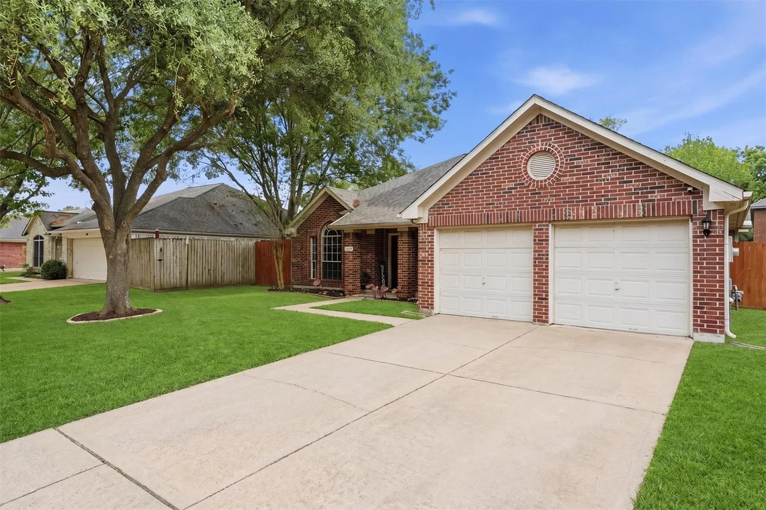 Photo of 7219 Pembrough Lane