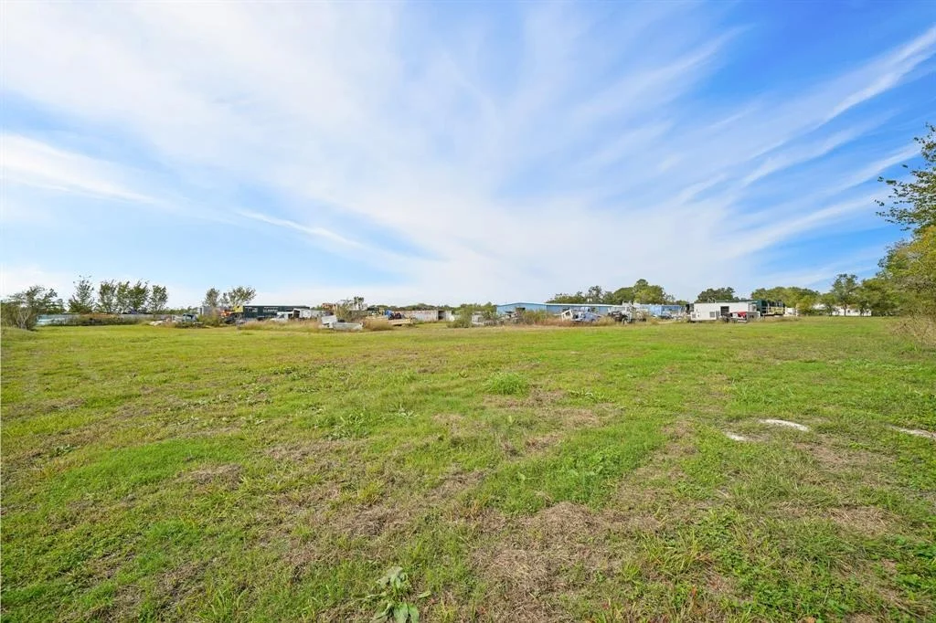 Photo of 6402 S Acres Drive