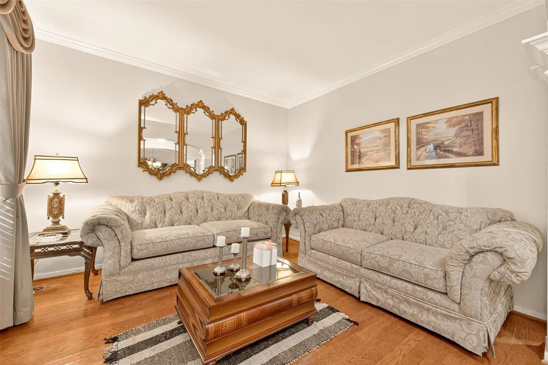 Photo of 10702 Fallsbridge Drive