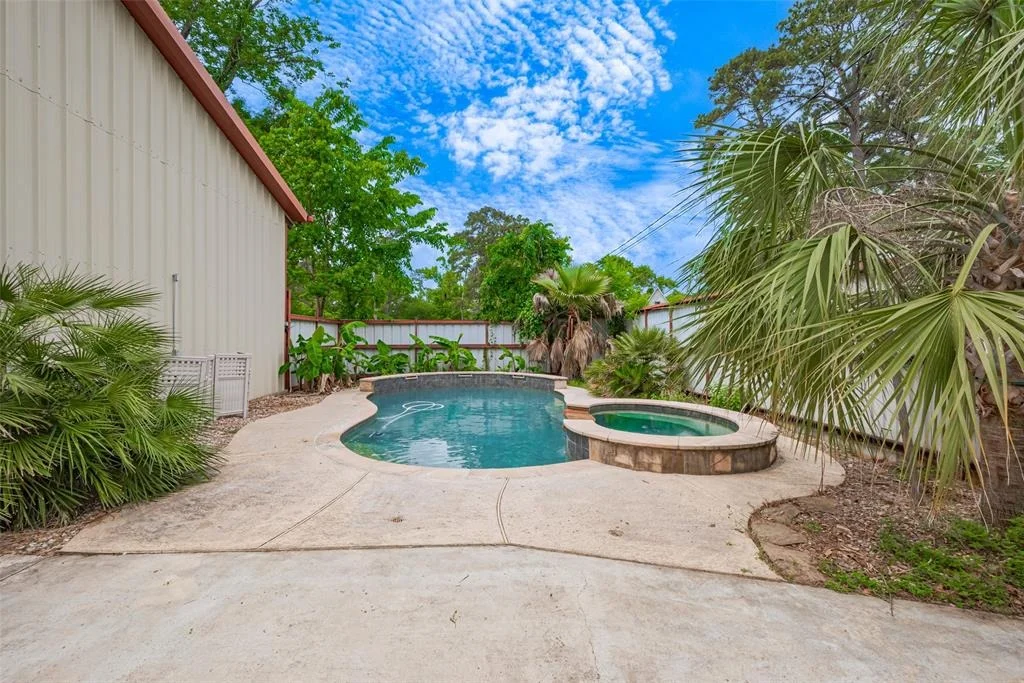 Photo of 25930 Water Ridge Drive