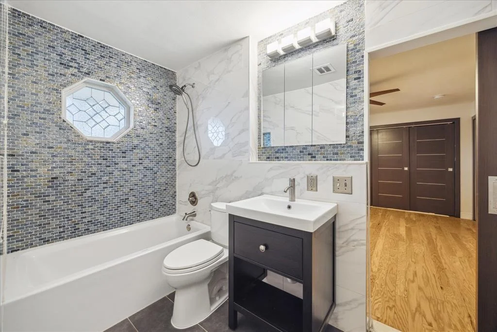 Photo of 6825 Bellgreen Drive