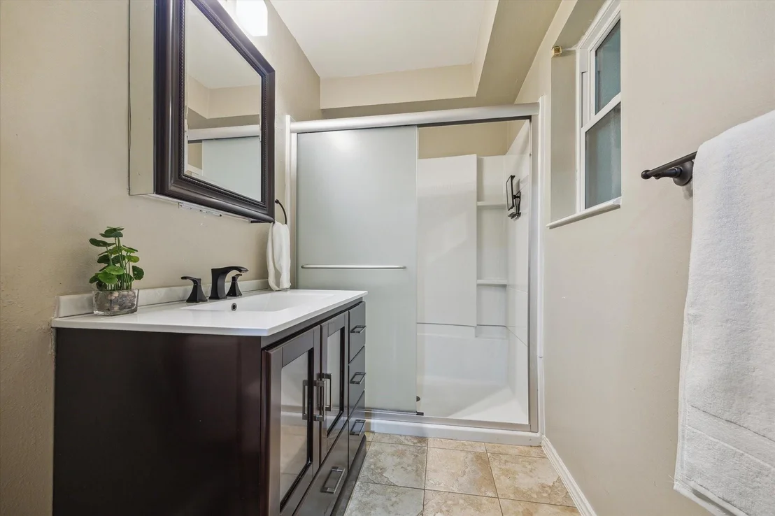 Photo of 1112 Jackson Boulevard
