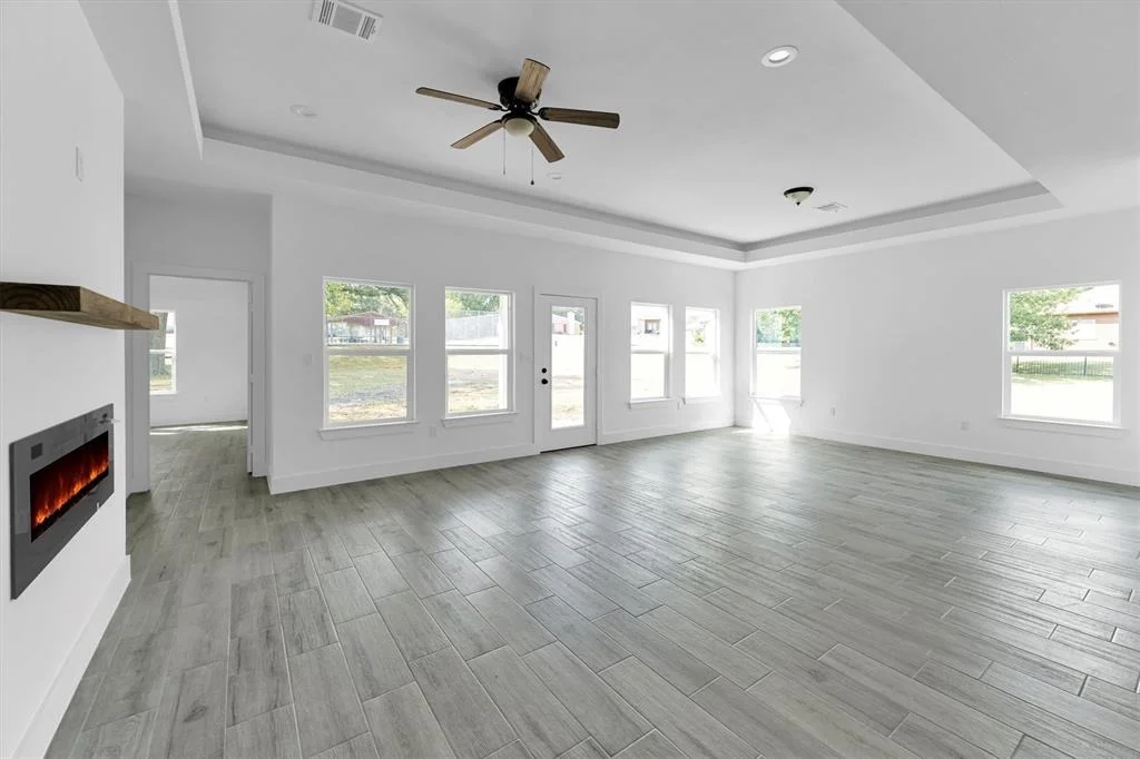 Photo of 1005 Lake View Drive