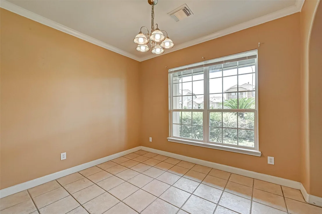 Photo of 7130 Pavilion Drive