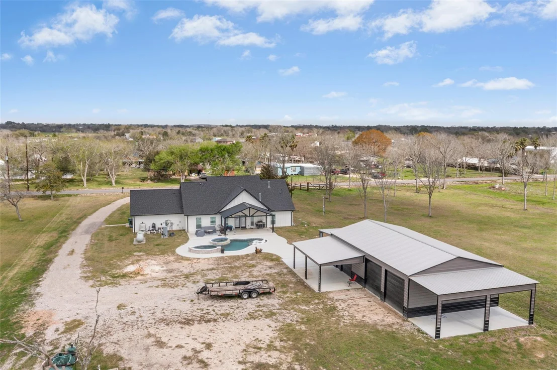 Photo of 7634 Highland Road