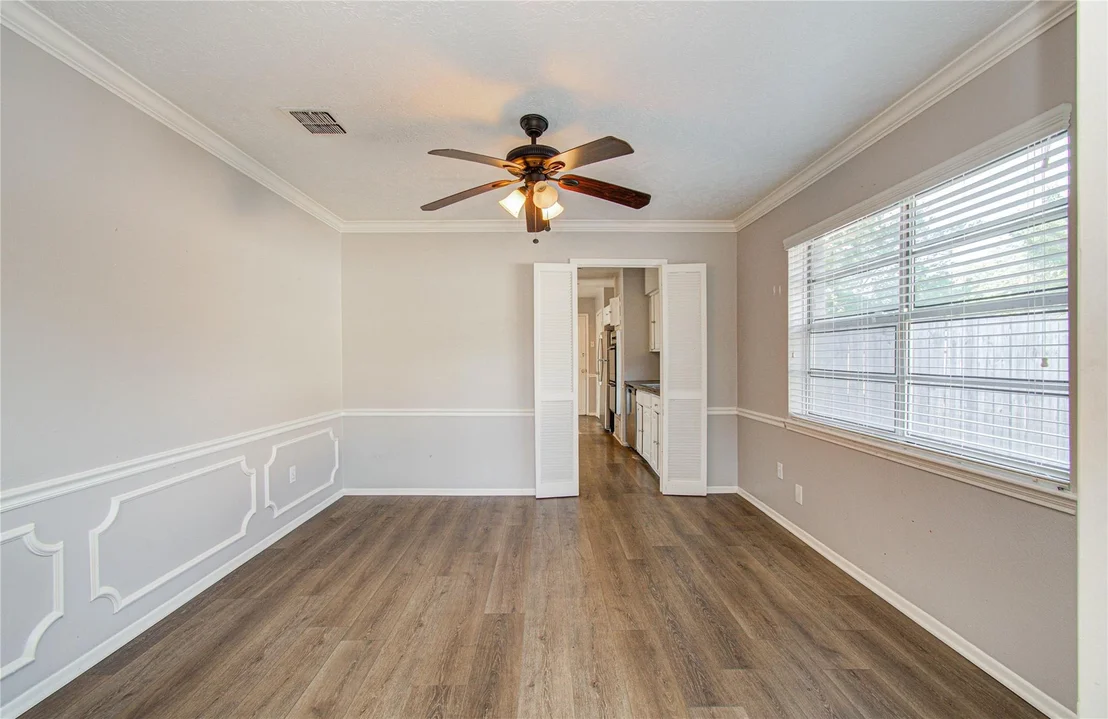 Photo of 9430 Claridge Drive