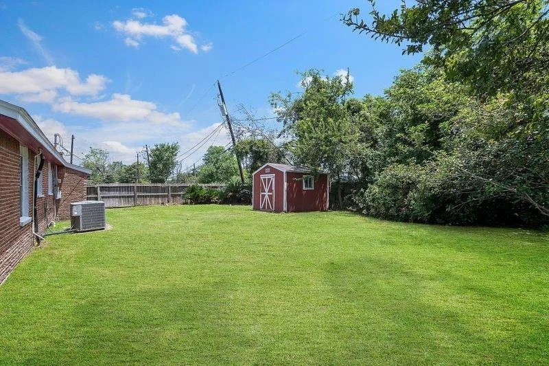 Photo of 10903 Faircroft Drive