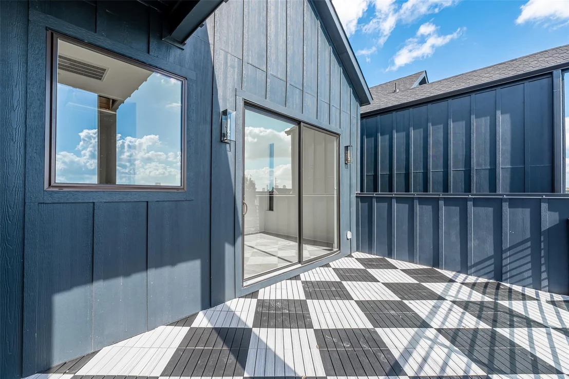 Photo of 829 Alexander Street