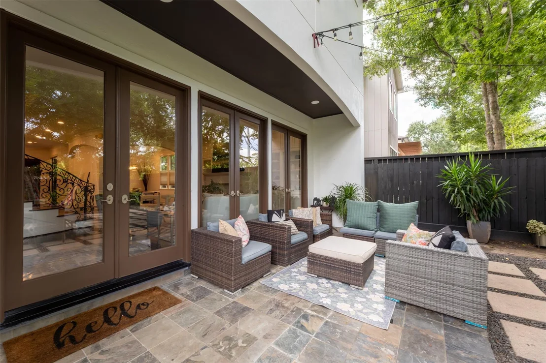 Photo of 6236 Community Drive