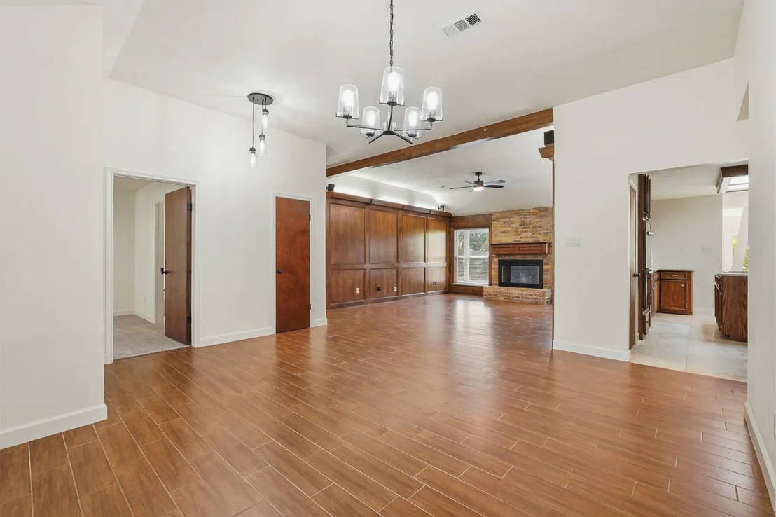 Photo of 2826 E Elm Circle
