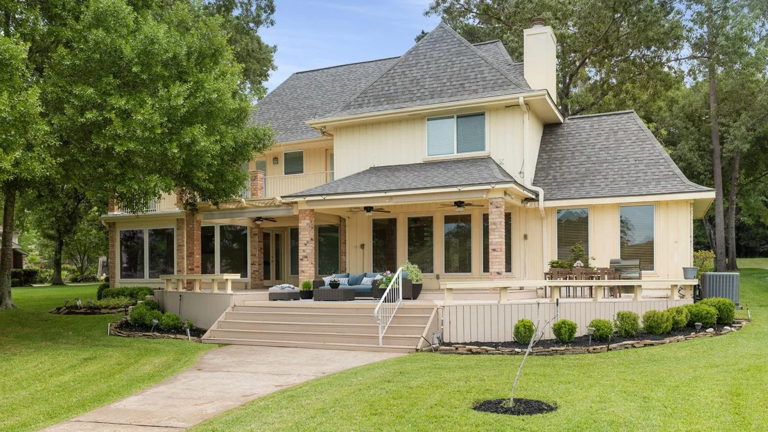 Photo of 154 Lakeside Drive