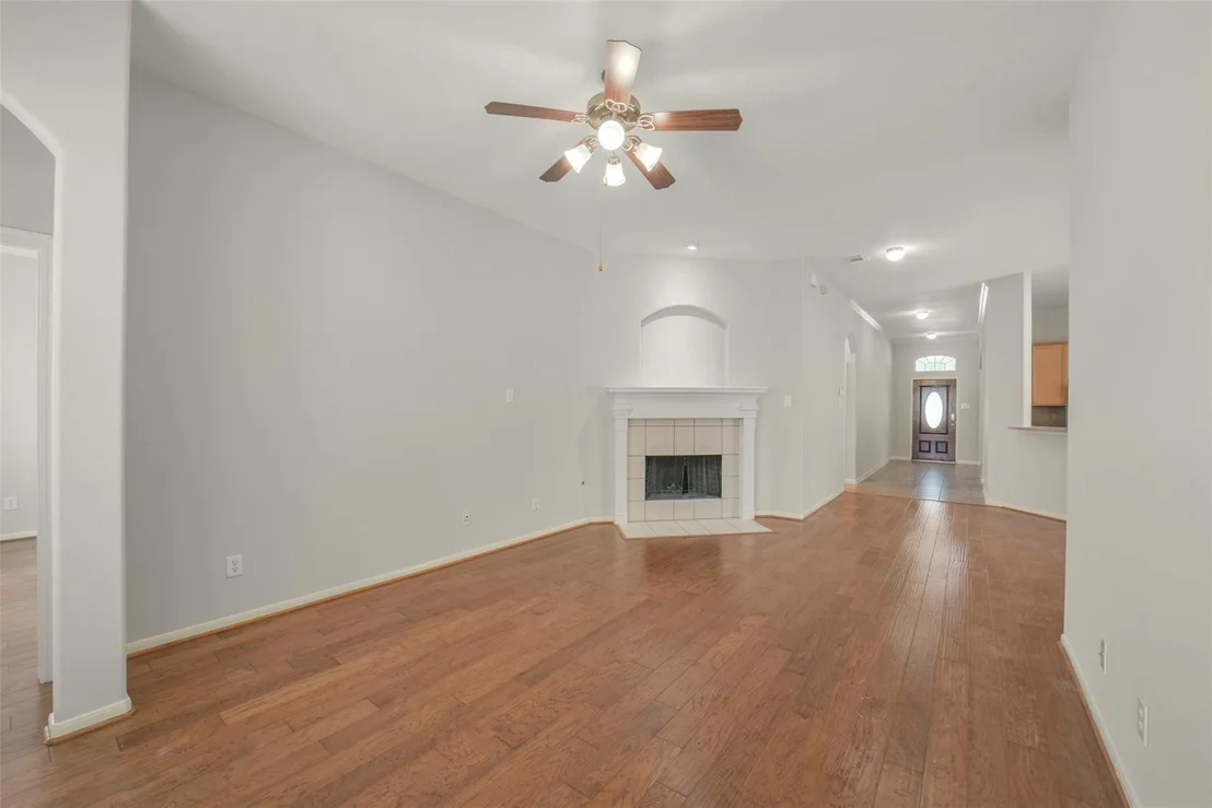 Photo of 25811 Sundrop Meadows Lane