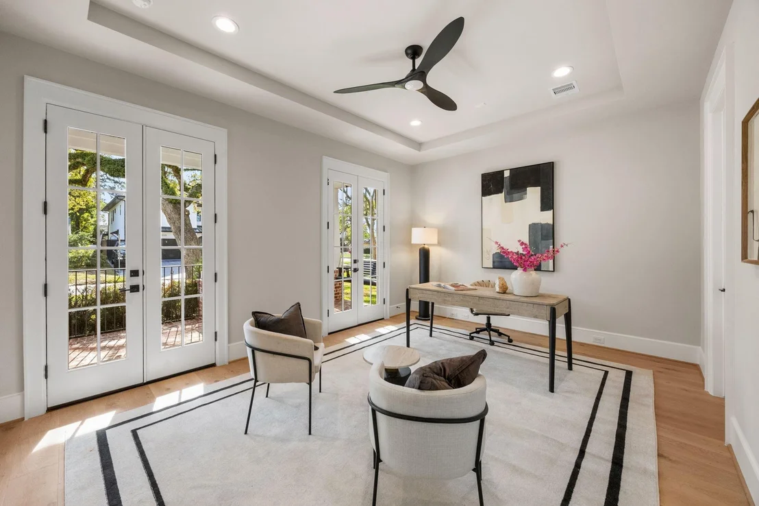 Photo of 4902 Oak Forest Drive