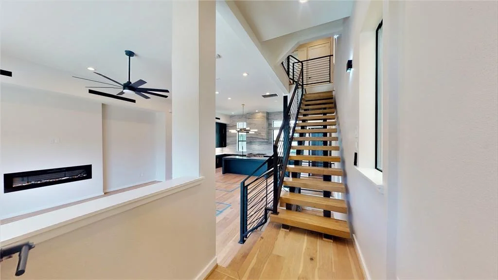 Photo of 531 Memorial Heights Drive