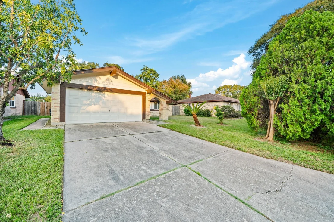 Photo of 8354 Carriage Creek Drive