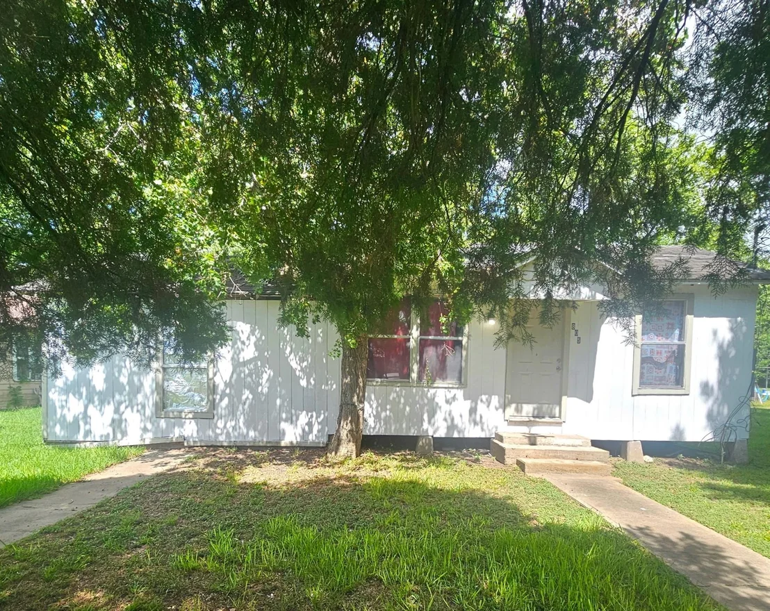 Photo of 805 Texas Street