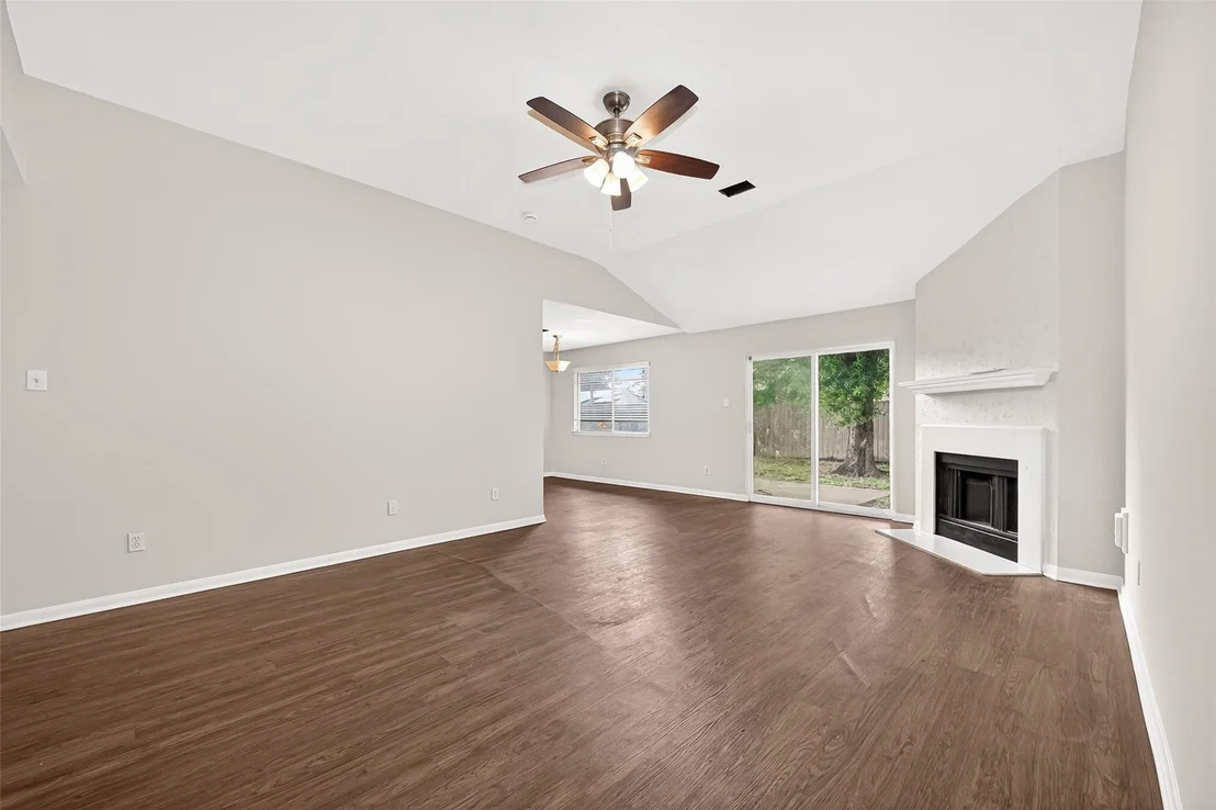 Photo of 28811 Stapleford Street