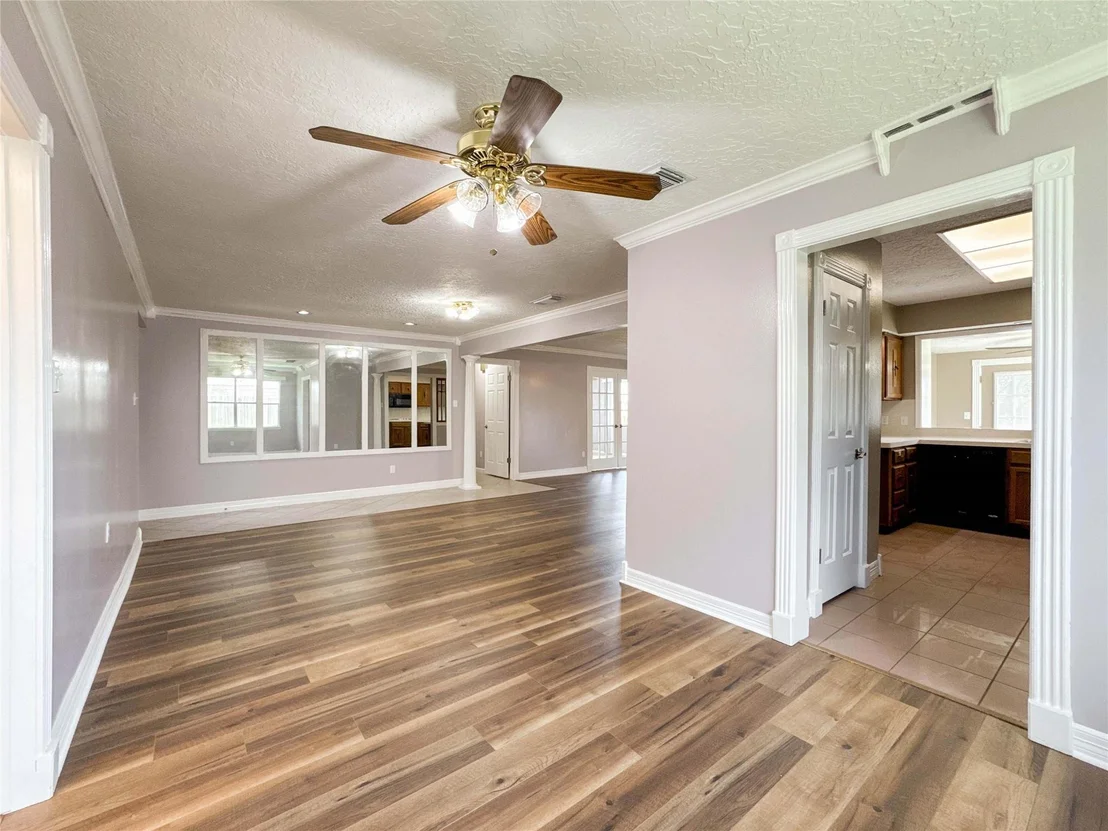 Photo of 39 Oak Harbor Drive