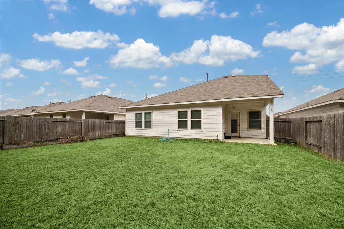 Photo of 592 Road 5138