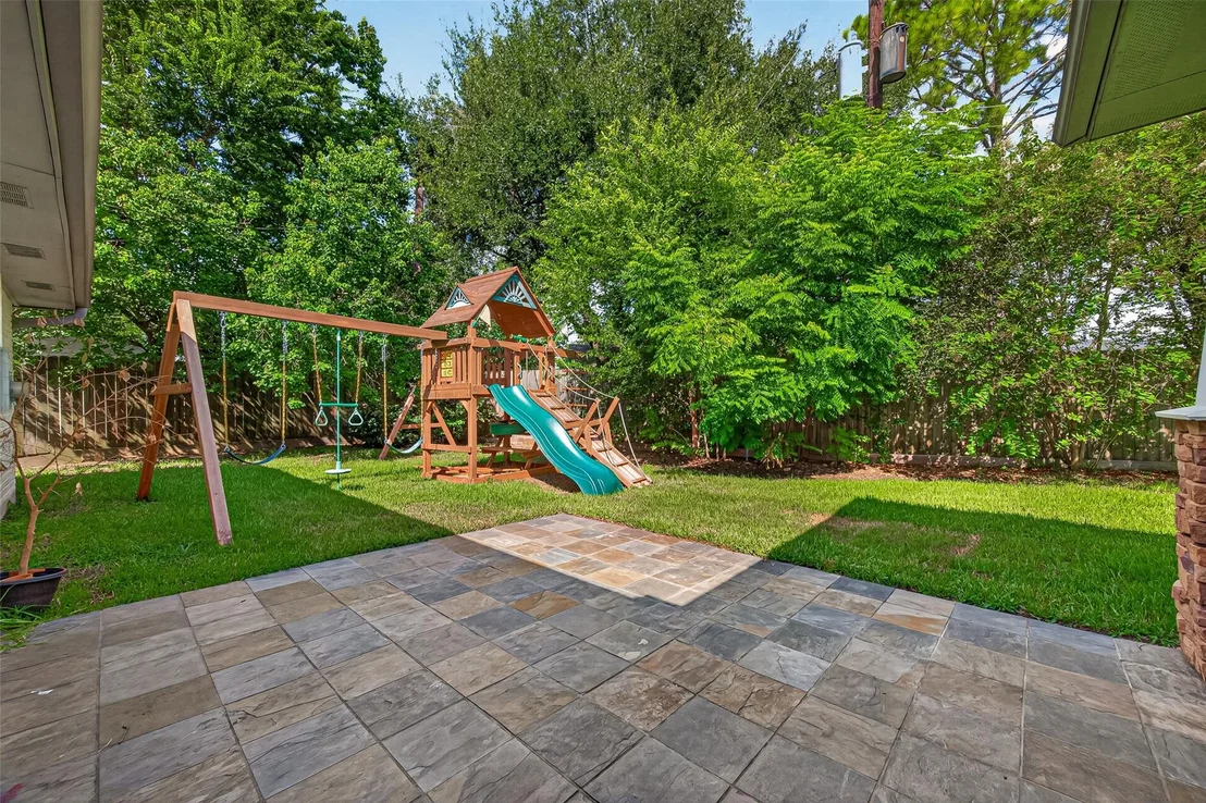 Photo of 11126 Cedarhurst Drive