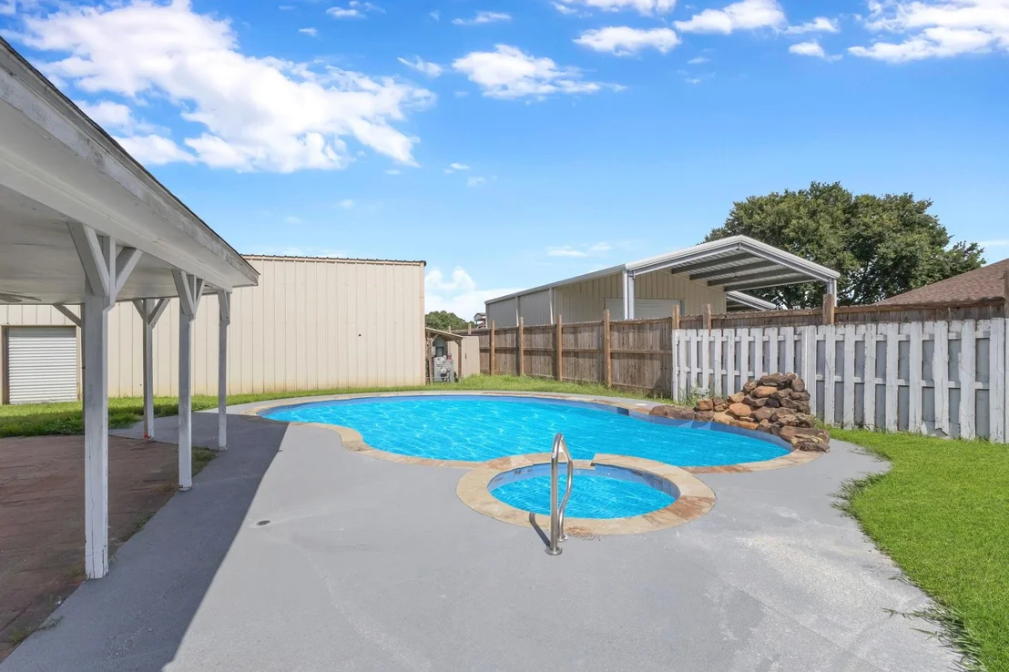 Photo of 7912 South Drive