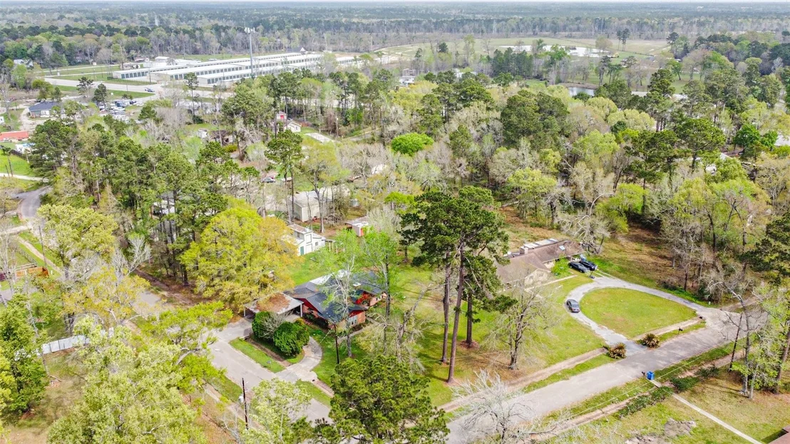 Photo of 17041 Live Oak Circle