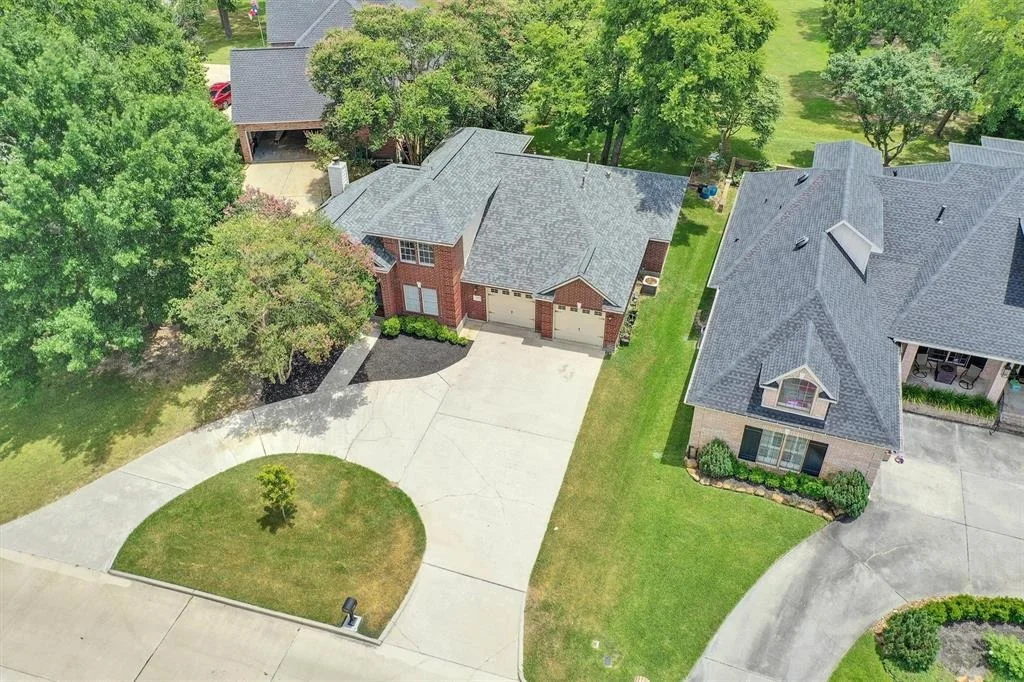 Photo of 125 April Wind Drive N